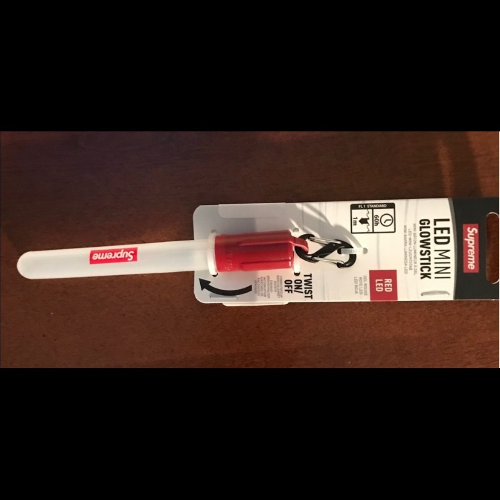 Supreme Glowstick